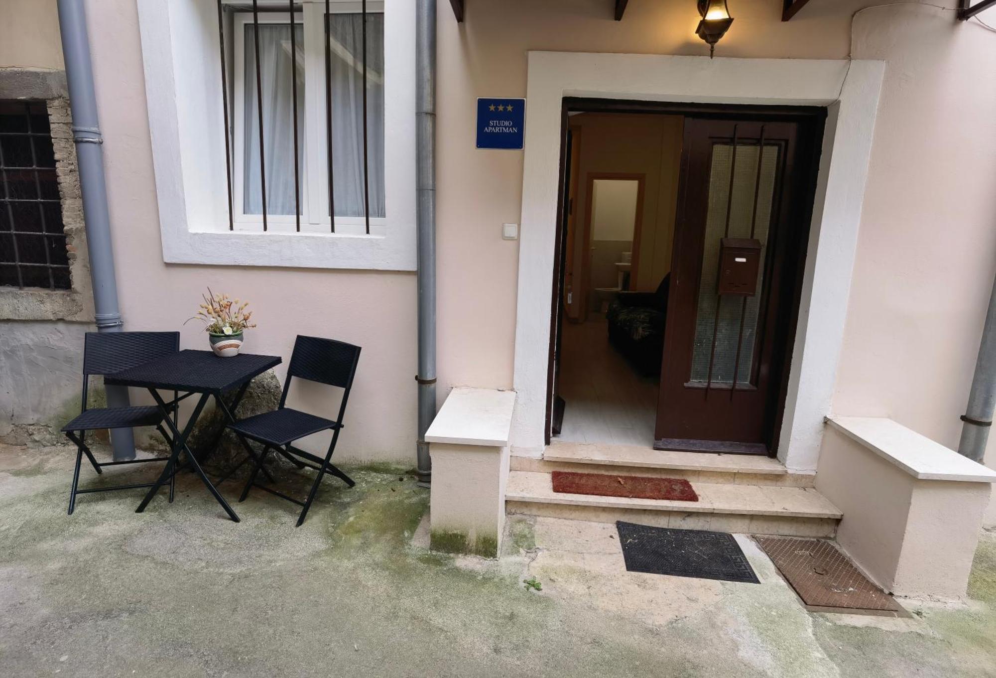 Apartment Zlatko , Ten Steps To The Sea Opatija Extérieur photo